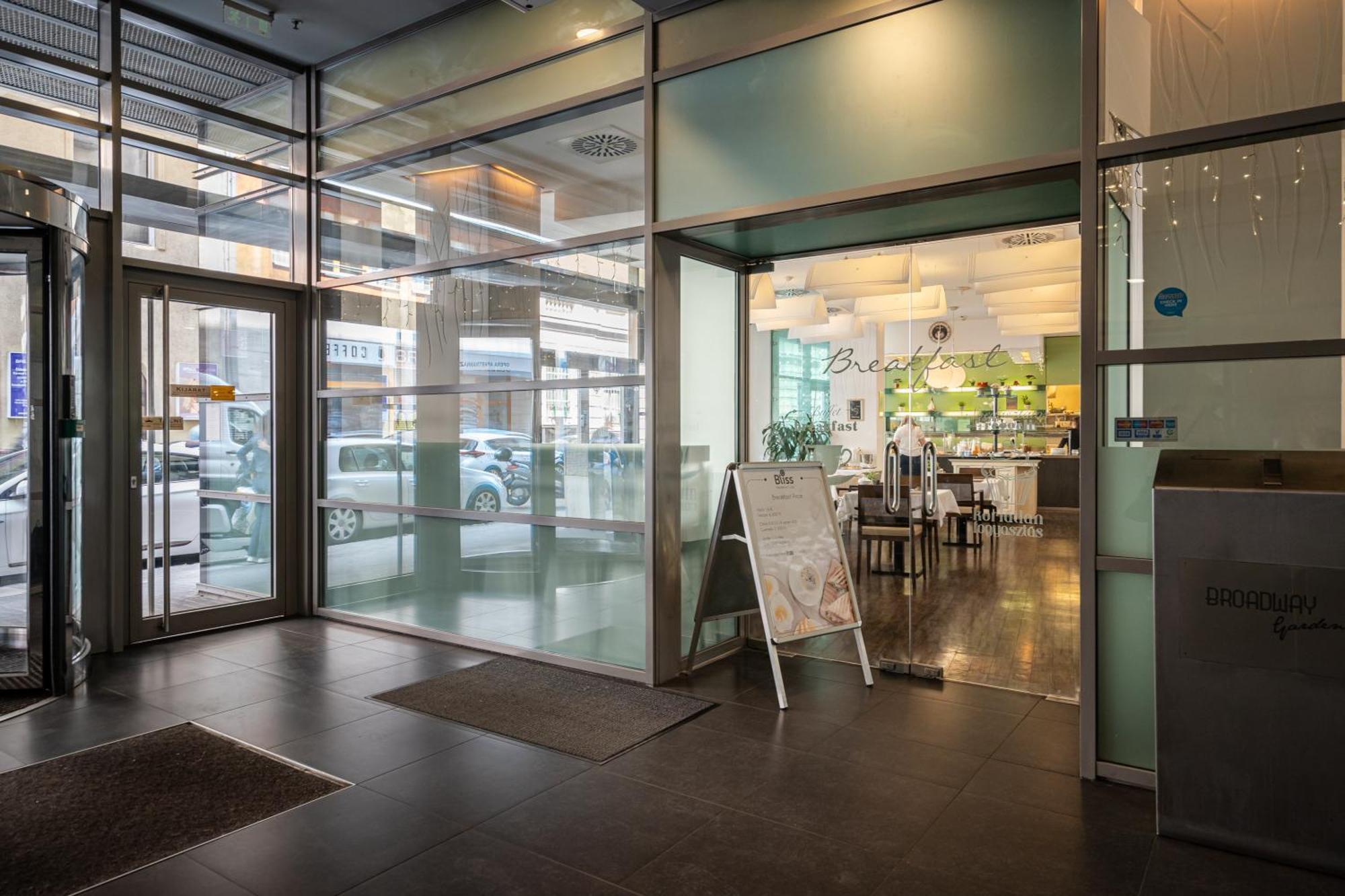 Center Wellness - Pool-gym-parking Apartmán Budapest